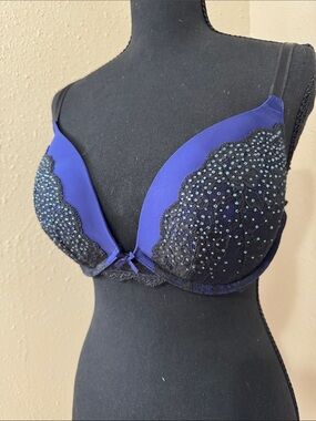 Plunge Push-Up Bra with Black Lace & Royal Blue Cups